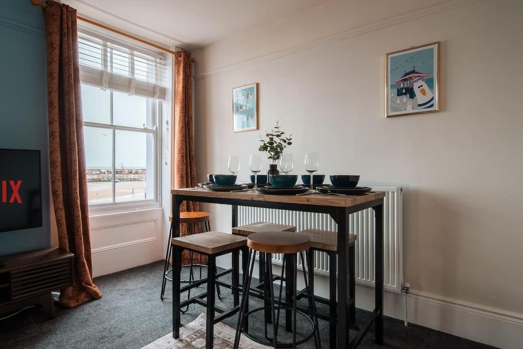 Margate Bliss 3Bed House Steps Away From The Beach Екстериор снимка